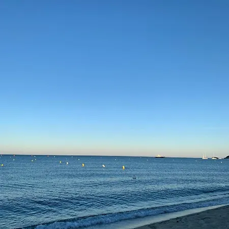 Bed & Breakfast Le Cabanon De Val 3*