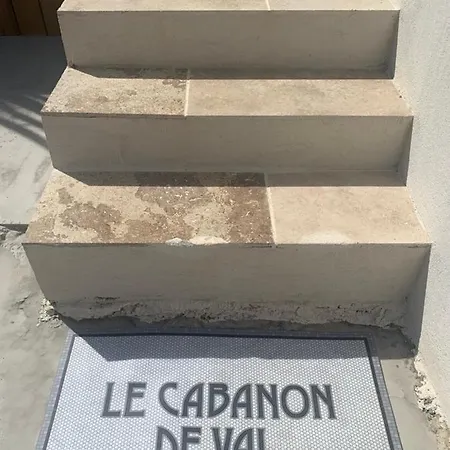 Le Cabanon De Val Bed & Breakfast Gassin