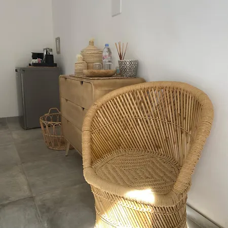 Le Cabanon De Val Bed & Breakfast Gassin