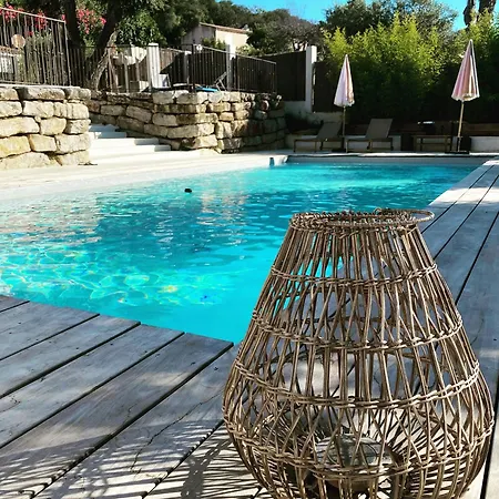 Le Cabanon De Val Bed and breakfast