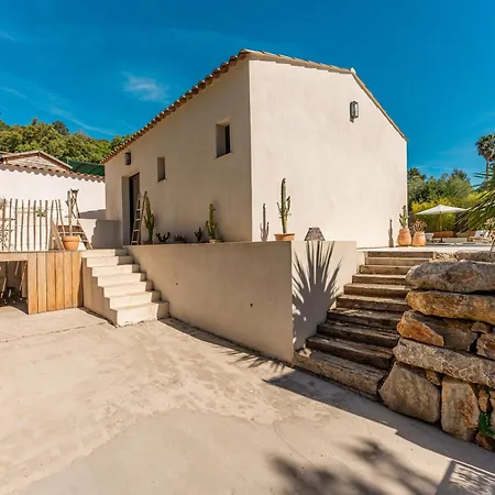 Le Cabanon De Val Gassin