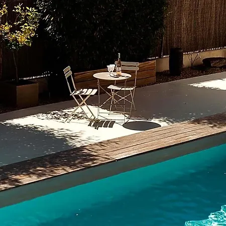 فندق مبيت وإفطار Le Cabanon De Val