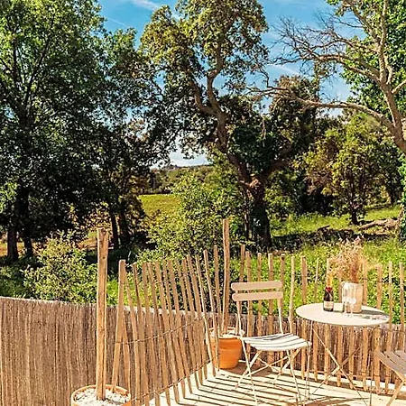 Le Cabanon De Val לינה וארוחת בוקר